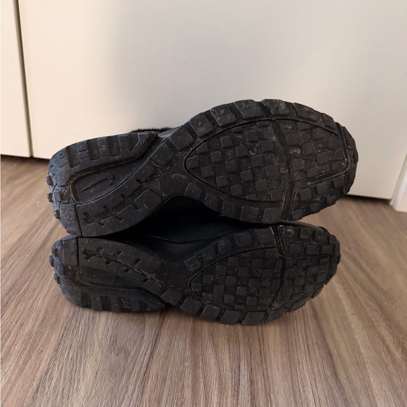 Nike Air Black Winter Boots - Picture 6 of 6